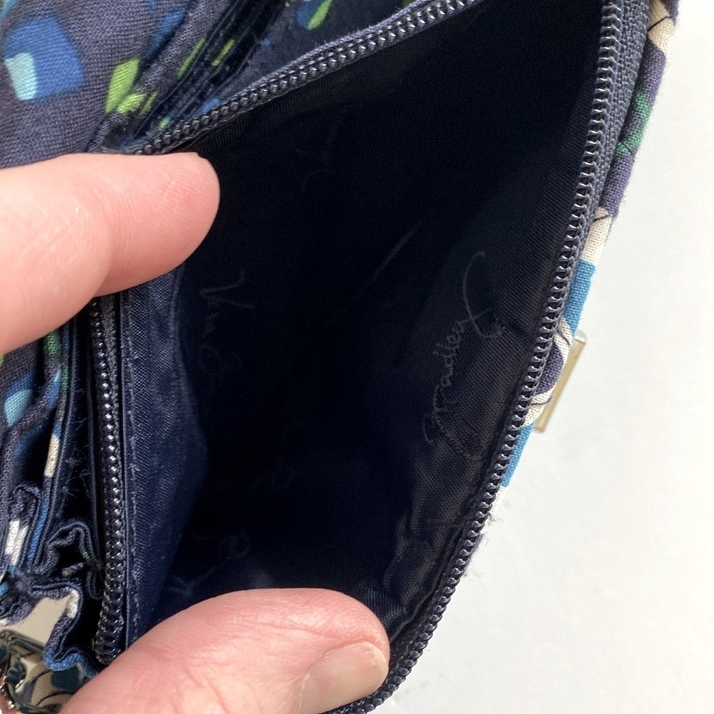 Vera Bradley - Your Turn Smartphone Wristlet - Ink Blue - Picture 8 of 11